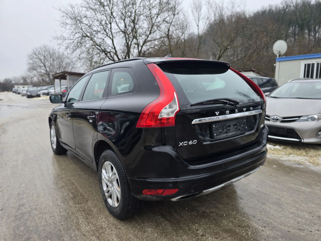 Volvo XC60 2.0d 190к.с 4х4 - автомобили, коли, обяви за нови и употребявани 2