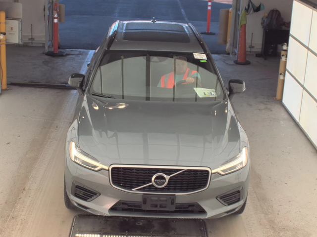 Volvo XC60 T8* HYBRID* R* DESIGN* HARMON* KARDON* ПАНОРАМА* - автомобили, коли, обяви за нови и употребявани 6