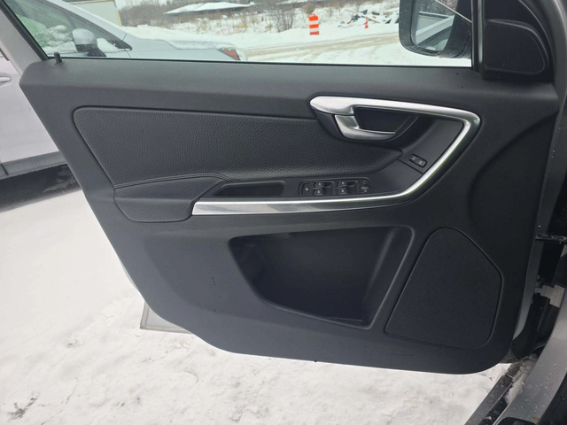 Volvo XC60 T6* ДИГИТАЛНО* ТАБЛО* ПОДГРЕВ* КАМЕРА* КЕЙЛЕС* - автомобили, коли, обяви за нови и употребявани 4