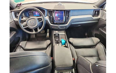 Volvo XC60 * R Design * ПАНОРАМА* KEYLESS* + ГУМИ * - автомобили, коли, обяви за нови и употребявани 9