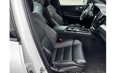 Volvo XC60 * R Design * DISTRONIC* PANO* + ГУМИ - автомобили, коли, обяви за нови и употребявани 12