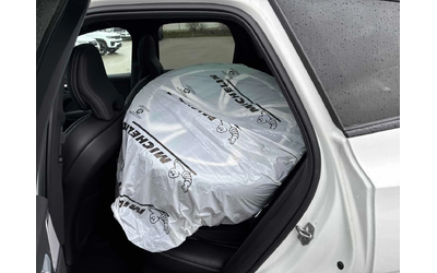 Volvo XC60 * R Design * DISTRONIC* PANO* + ГУМИ - автомобили, коли, обяви за нови и употребявани 16