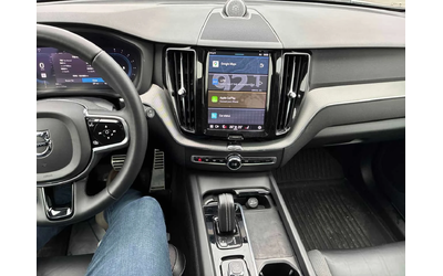 Volvo XC60 * R Design * DISTRONIC* PANO* + ГУМИ - автомобили, коли, обяви за нови и употребявани 8