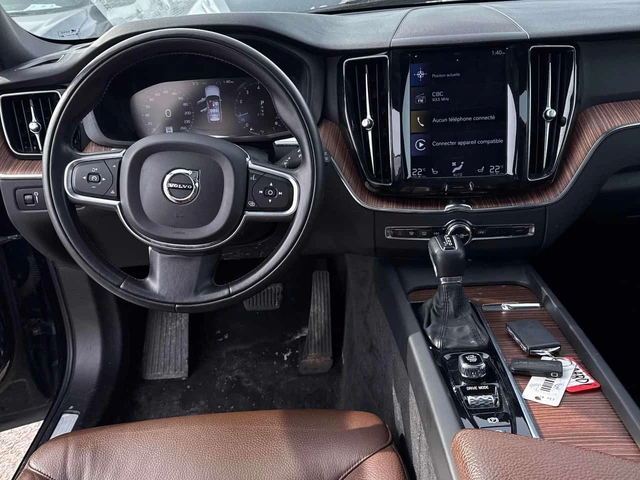 Volvo XC60 * Momentum * 360 * 2 КЛЮЧА * ПОДГРЕВ * NAVI - автомобили, коли, обяви за нови и употребявани 8