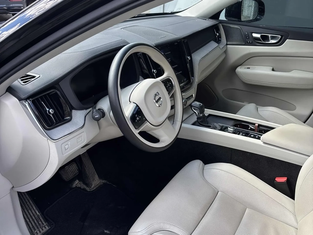 Volvo XC60 Inscription * H&K * ПАНОРАМА * 2 КЛЮЧА * - автомобили, коли, обяви за нови и употребявани 5