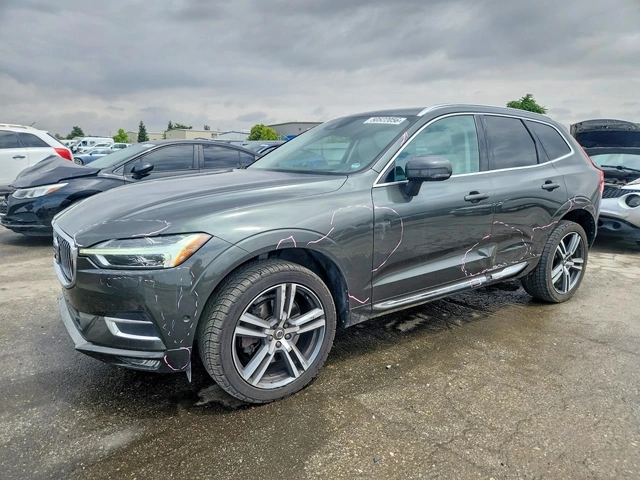 Volvo XC60 T6 INSCRIPTION* FULL* B & W* ОБДУХ* 360* ЛИЗИНГ - автомобили, коли, обяви за нови и употребявани 0