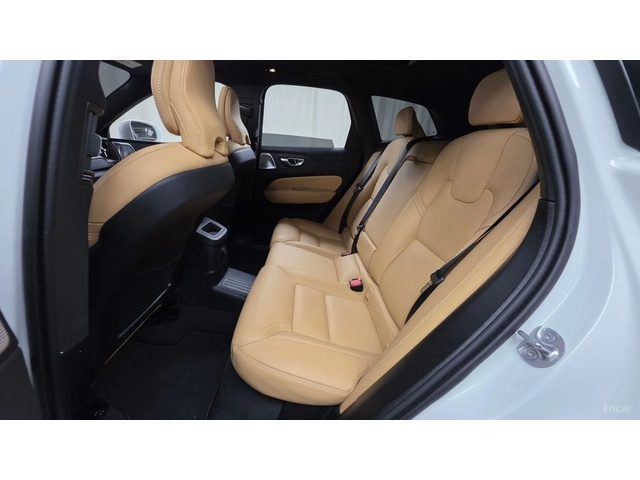 Volvo XC60 T8* ULTRA BRIGHT* BOWERS&WILKINS* ПАНО* 360* HUD* - автомобили, коли, обяви за нови и употребявани 10