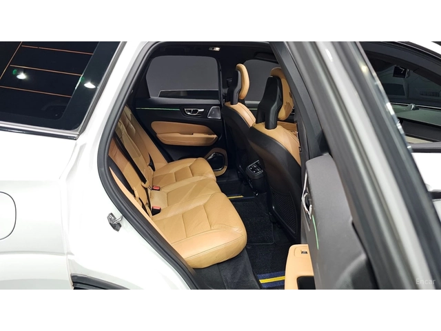 Volvo XC60 T6* INSCRIPTION* BOWERS&WILKINS* PANO* HUD* FULL* - автомобили, коли, обяви за нови и употребявани 10