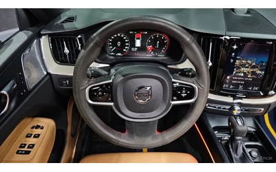 Volvo XC60 T6* INSCRIPTION* BOWERS&WILKINS* PANO* HUD* FULL* - автомобили, коли, обяви за нови и употребявани 12