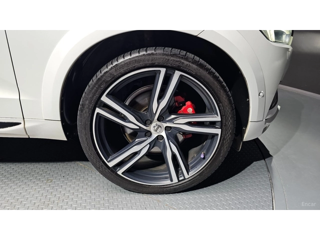 Volvo XC60 T6* INSCRIPTION* BOWERS&WILKINS* PANO* HUD* FULL* - автомобили, коли, обяви за нови и употребявани 4