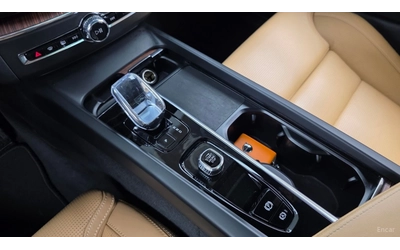 Volvo XC60 B5* ULTRA BRIGHT* Bowers&Wilkins* PANO* ПОДГРЕВ* О - автомобили, коли, обяви за нови и употребявани 7