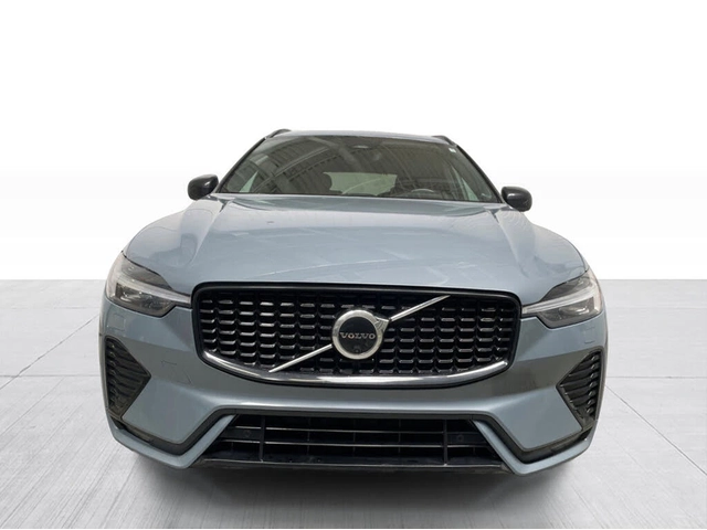 Volvo XC60 B6* R DESIGN* HARMAN* ПАНО* 360* КРАЙНА ЦЕНА - автомобили, коли, обяви за нови и употребявани 0