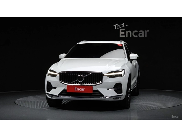Volvo XC60 B5 Ultra Bright* HUD* 360* МАСАЖИ* КОЖА* ПАНО - автомобили, коли, обяви за нови и употребявани 2
