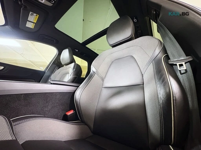 Volvo XC60 B6 Ultimate Dark Theme AWD - автомобили, коли, обяви за нови и употребявани 11