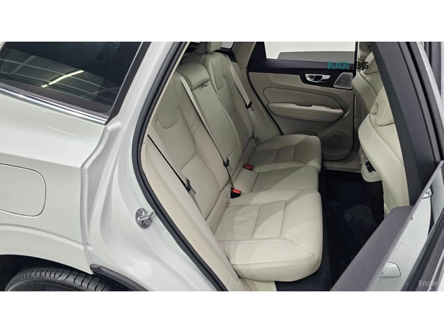Volvo XC60 B5* ОБДУХВАНЕ* HEAD UP* DISTRONIC - автомобили, коли, обяви за нови и употребявани 14