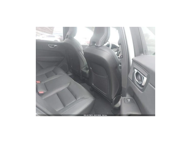 Volvo XC60 B5 PLUS - автомобили, коли, обяви за нови и употребявани 7