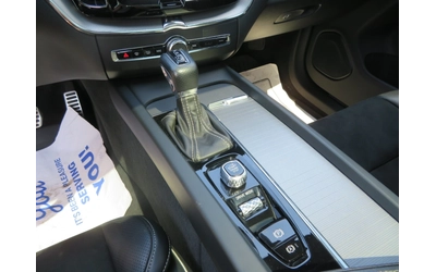 Volvo XC60 T6 AWD R-Design - автомобили, коли, обяви за нови и употребявани 13