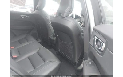 Volvo XC60 B5 PLUS - автомобили, коли, обяви за нови и употребявани 7
