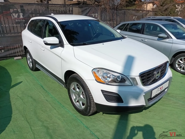 Volvo XC60 2.0D/D4/NAVI - автомобили, коли, обяви за нови и употребявани 3