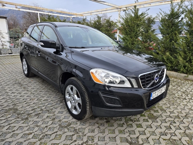 Volvo XC60 2.0T-203кс= АВТОМАТ= НАВИ= ОБСЛУЖЕН - автомобили, коли, обяви за нови и употребявани 1