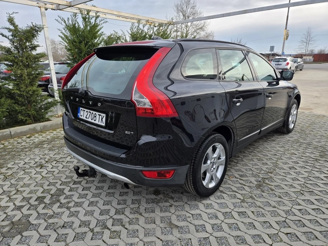 Volvo XC60 2.0T-203кс= АВТОМАТ= НАВИ= ОБСЛУЖЕН - автомобили, коли, обяви за нови и употребявани 2