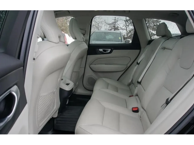 Volvo XC60 Plus Dark Theme AWD | PANO Roof | Leather | Memory - автомобили, коли, обяви за нови и употребявани 12