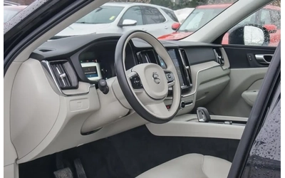 Volvo XC60 Plus Dark Theme AWD | PANO Roof | Leather | Memory - автомобили, коли, обяви за нови и употребявани 7