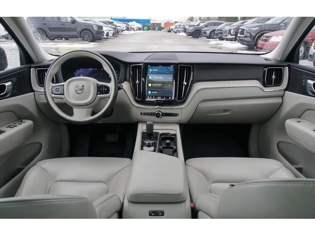 Volvo XC60 Plus Dark Theme AWD | PANO Roof | Leather | Memory - автомобили, коли, обяви за нови и употребявани 6
