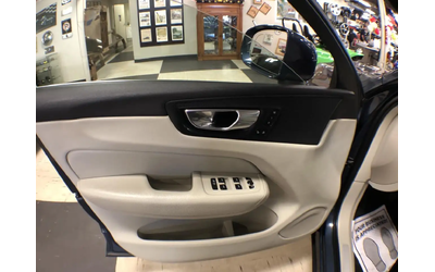Volvo XC60 MOMENTUM AWD LEATHER PAN/ROOF NAV B/SPOT CAMERA All Wheel Drive - автомобили, коли, обяви за нови и употребявани 14
