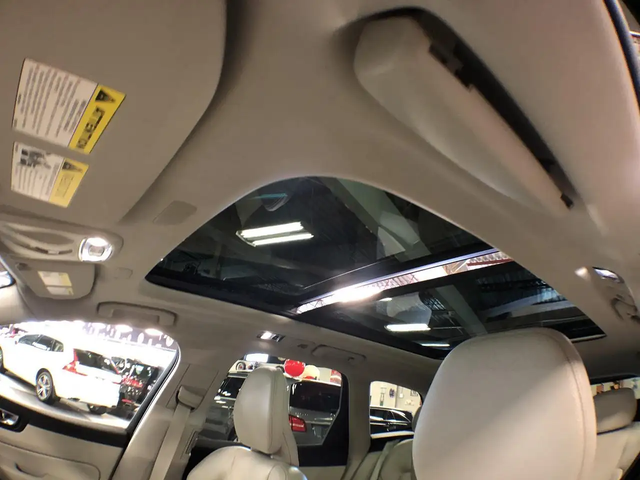 Volvo XC60 MOMENTUM AWD LEATHER PAN/ROOF NAV B/SPOT CAMERA All Wheel Drive - автомобили, коли, обяви за нови и употребявани 16