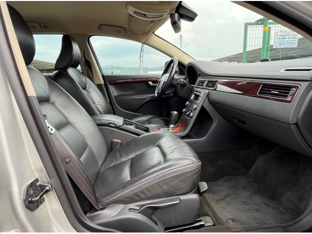 Volvo Xc70, 2008 г., 225900 км, 238 к.с. - автомобили, коли, обяви за нови и употребявани 12