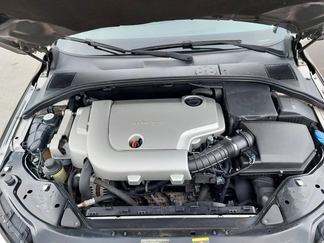 Volvo Xc70 D5 UNIKAT!!!! - автомобили, коли, обяви за нови и употребявани 14