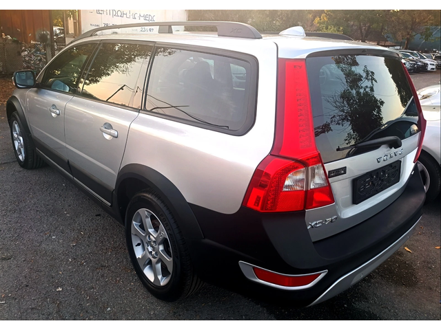 Volvo Xc70 2.4D5/SIMNUM - автомобили, коли, обяви за нови и употребявани 5