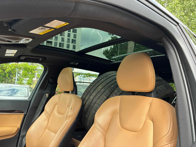 Volvo Xc90 2.0L 4cyl AWD - автомобили, коли, обяви за нови и употребявани 11