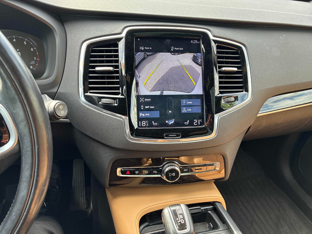 Volvo Xc90 2.0L 4cyl AWD - автомобили, коли, обяви за нови и употребявани 8