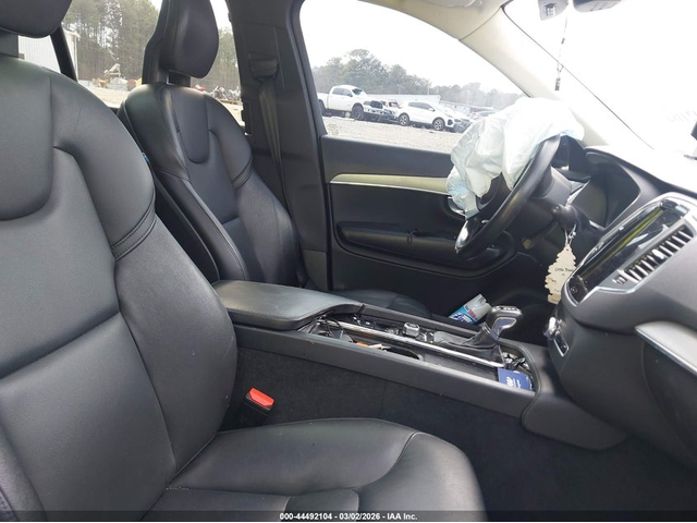 Volvo Xc90 2.0L I-4 DI, DOHC, VVT, TURBO, 250HP Front Wheel Drive - автомобили, коли, обяви за нови и употребявани 4