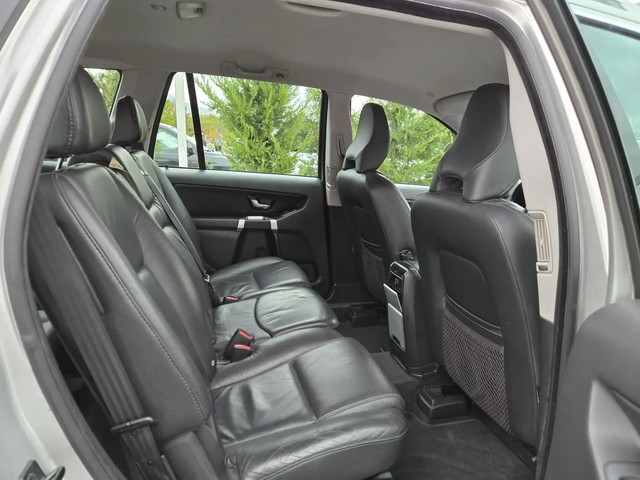 Volvo Xc90 2.4D-200кс= АВТОМАТ= 7МЕСТА= 4Х4= НАВИ= 187.000КМ - автомобили, коли, обяви за нови и употребявани 13