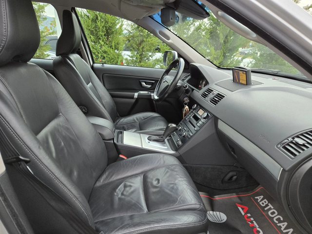Volvo Xc90 2.4D-200кс= АВТОМАТ= 7МЕСТА= 4Х4= НАВИ= 187.000КМ - автомобили, коли, обяви за нови и употребявани 14