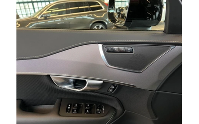 Volvo Xc90 R-Design - автомобили, коли, обяви за нови и употребявани 11