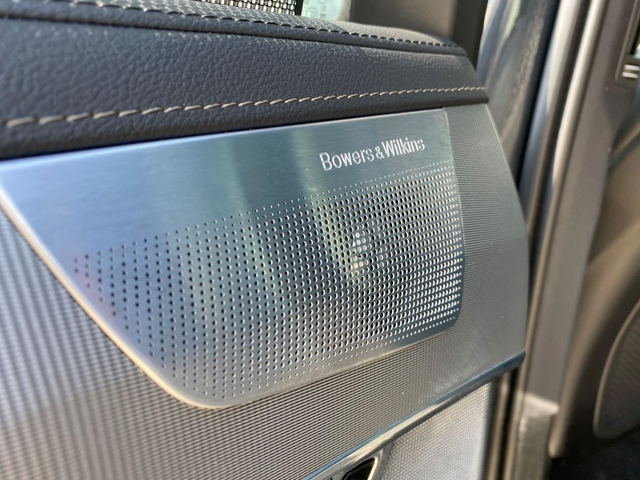 Volvo Xc90 R-Design - автомобили, коли, обяви за нови и употребявани 8