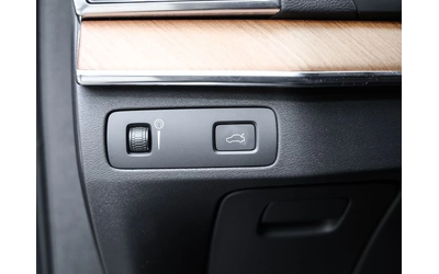 Volvo Xc90 B5 - автомобили, коли, обяви за нови и употребявани 10