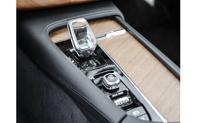 Volvo Xc90 B5 - автомобили, коли, обяви за нови и употребявани 12