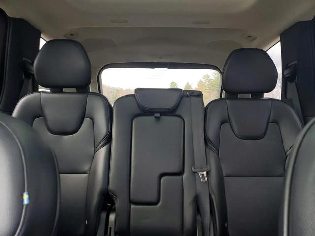 Volvo Xc90 T5 - автомобили, коли, обяви за нови и употребявани 8