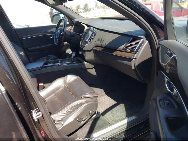 Volvo Xc90 T6* MOMENTUM* ПАНОРАМА* КАМЕРА* ПОДГРЕВ* KEYLESS* - автомобили, коли, обяви за нови и употребявани 8