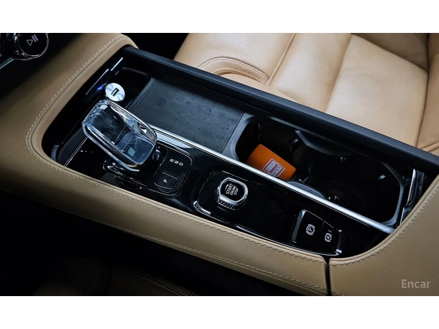 Volvo Xc90 B6 Inscription* ОБДУХ* 360* HUD* FULL - автомобили, коли, обяви за нови и употребявани 12