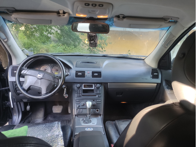 Volvo Xc90 D5 2.4л. 136к.с. - автомобили, коли, обяви за нови и употребявани 13