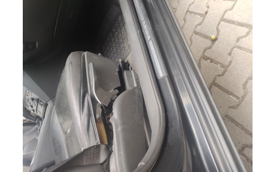 volvo-xc90-d5-2-4l-136k-s - 4