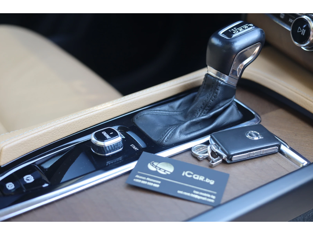 Volvo XC90 XC90 - автомобили, коли, обяви за нови и употребявани 13