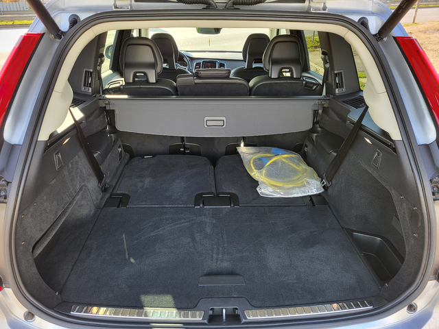 Volvo Xc90 T8 INSCRIPTION AWD 7-МЕСТЕН - автомобили, коли, обяви за нови и употребявани 17