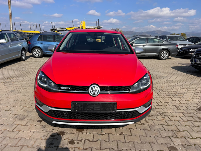 VW Alltrack GOLF 4MOTION AVTOMAT/NAVI/KAMERA EURO 6 - автомобили, коли, обяви за нови и употребявани 2